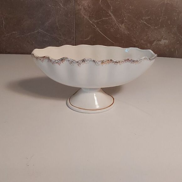 Home decor accent piece- trinket/planter/bowl - Picture 3 of 9